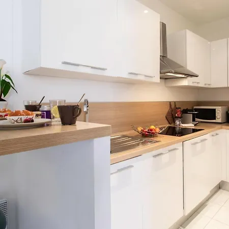 #56 Staywizus - 2p Massena Close Promenade, Old Town, Ac