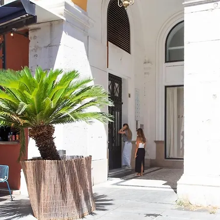 Appartement #56 2p Massena Close Promenade,old Town, Ac